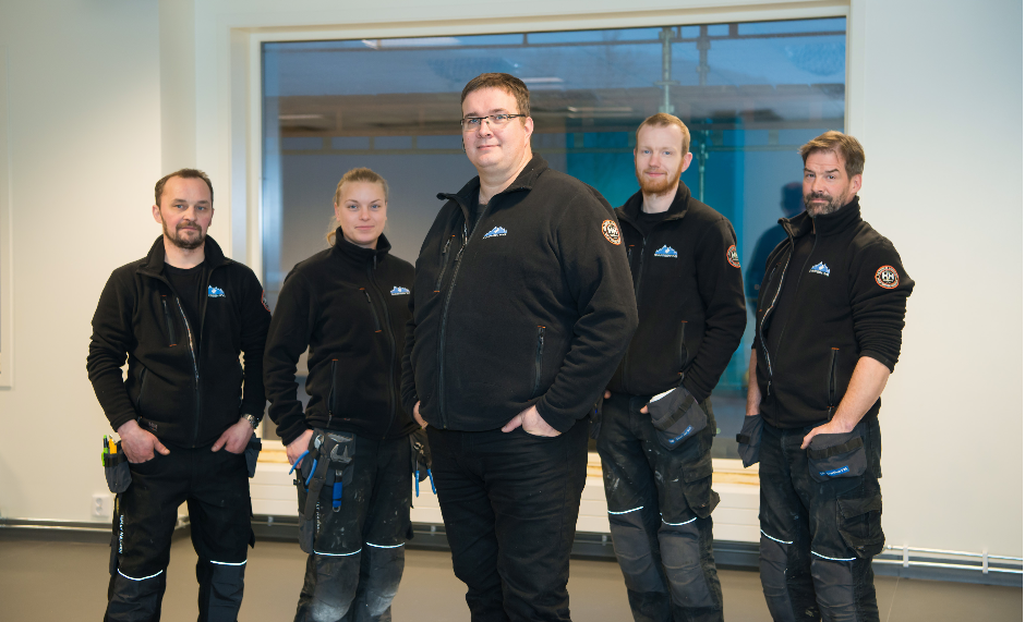 Svartisen VVS gruppebilde på Spildra skole