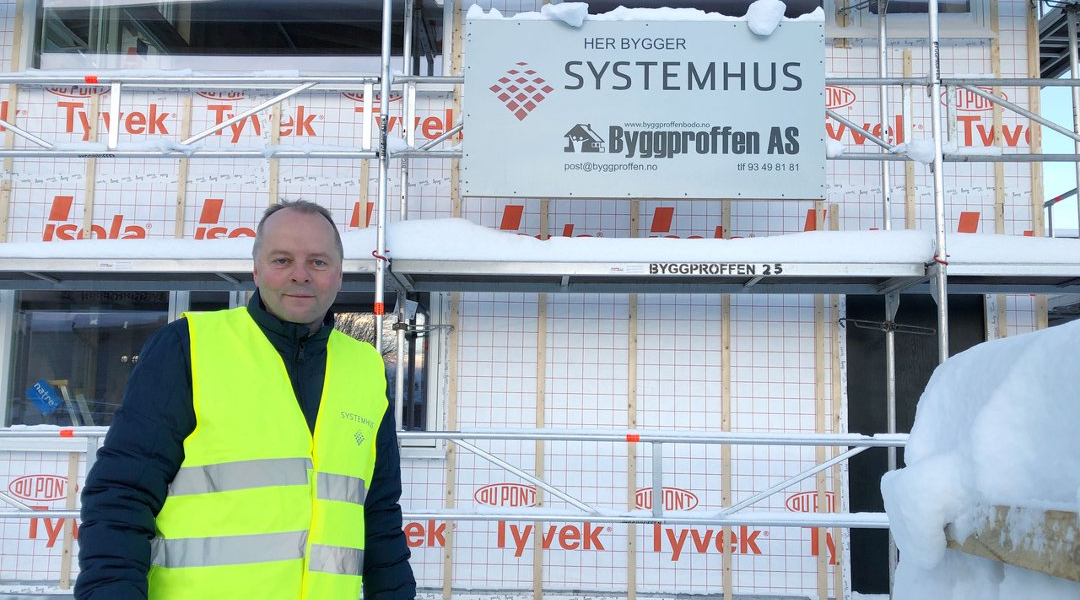 Kjededirektør Trond Lie i Systemhus er fornøyd med rekordmange igangsatte boliger i 2018.